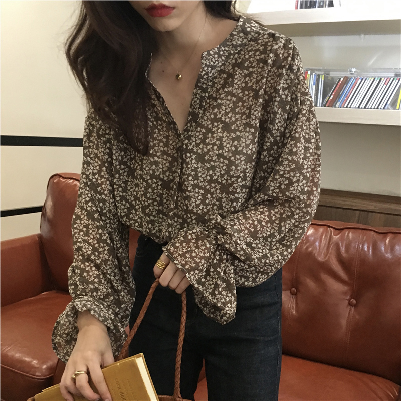 Long sleeve Floral Chiffon shirt women's fall 2020 new Korean style bubble sleeve foreign style Pullover Top