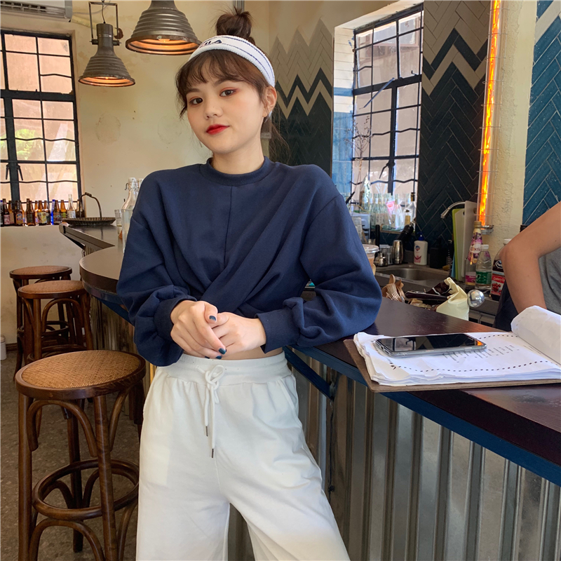 Real shooting real price~ Design sense cross loose short section cropped navel round neck sweater women