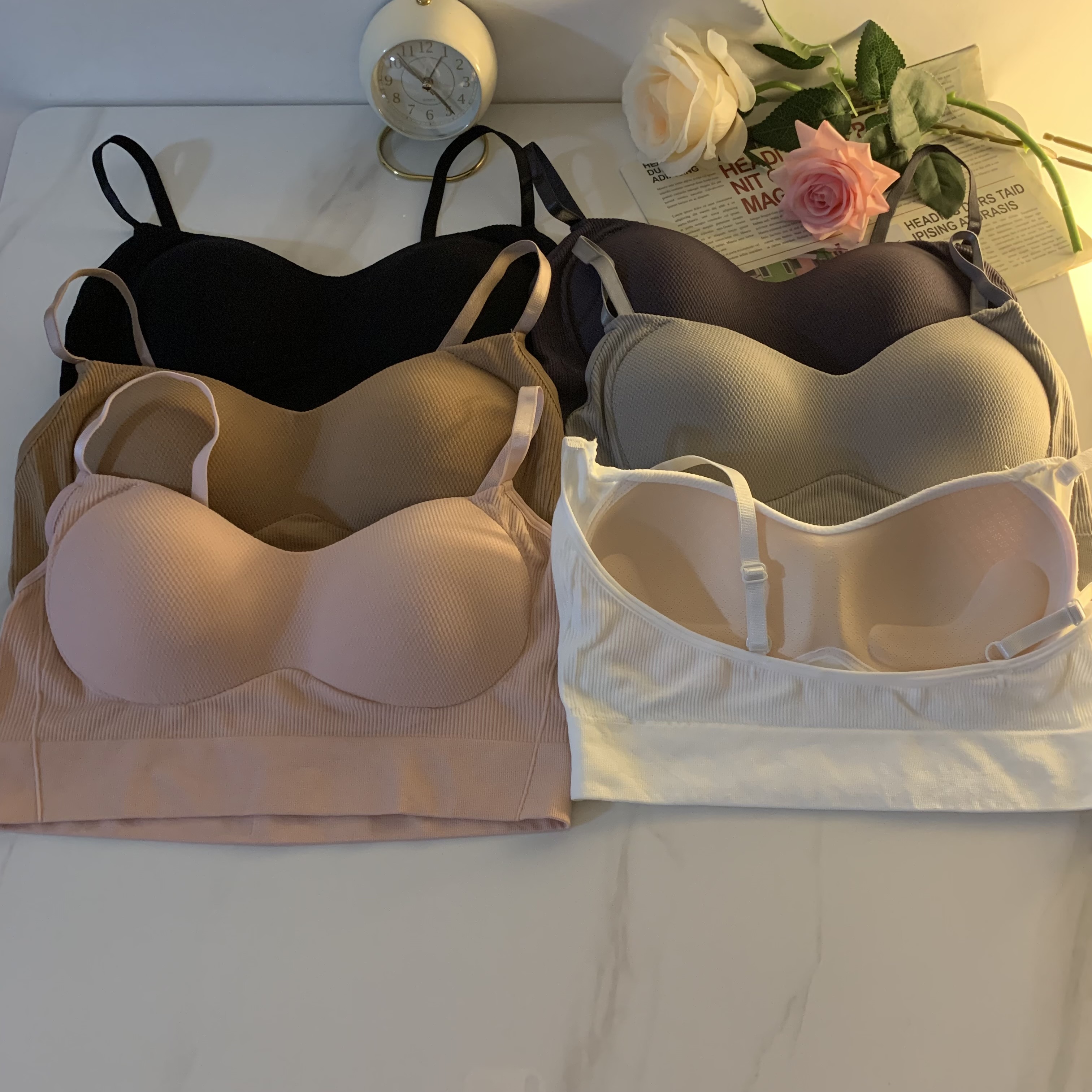 Real shot real price Korean version of the sling underwear with a bottoming anti-light wrapping chest beautiful back bra integrated fixed cup tube top