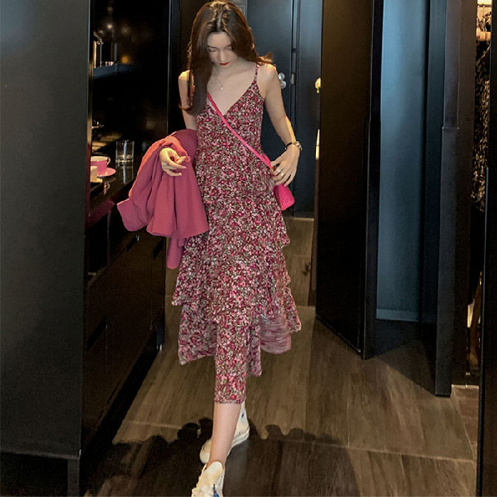 Early spring women's new tea break French small fragrance suit two piece suit floral suspender dress