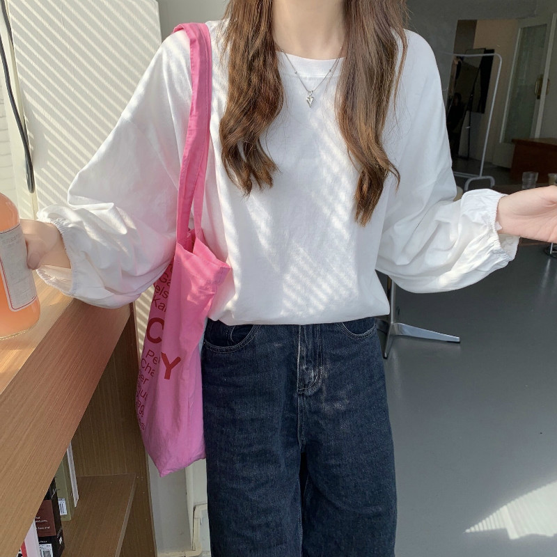 Real shooting and real price early autumn Korean version of new exotic lantern bubble sleeves age reducing versatile loose casual T-shirt sweater