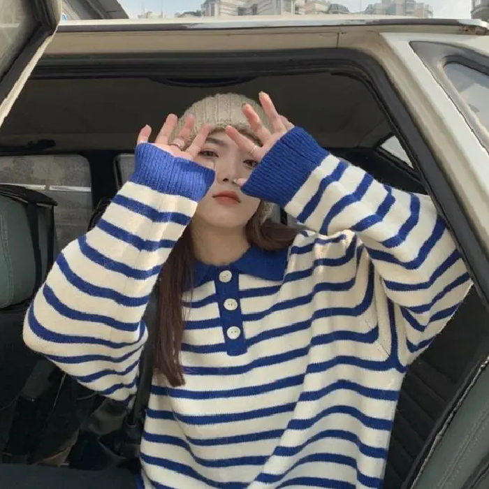 College style striped sweater female students wear loose and lazy Korean version polo collar knitted sweater top ins in autumn and winter