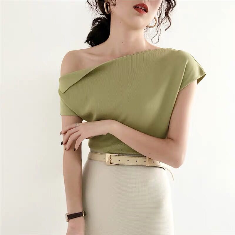 2022 new off shoulder line top Slim Fit Sexy Hong Kong style short sleeve women ins fashion short net red T-shirt versatile