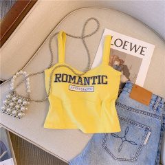 Real shots of Hong Kong style hotties' little camisole women's inner wear for summer, beautiful straps and breast pads, sexy bottoming tube tops