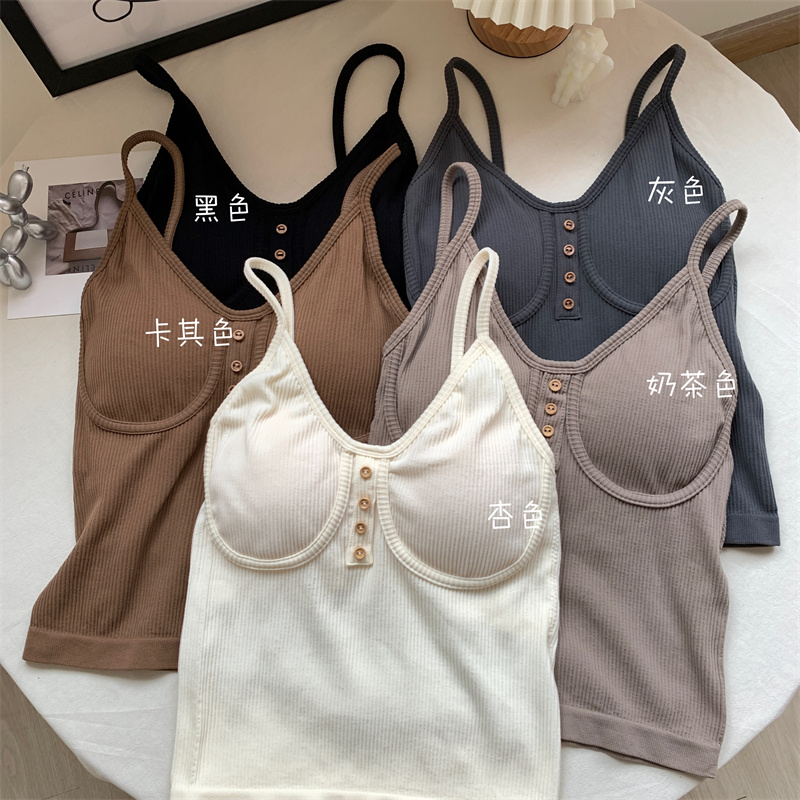 Real shooting real price suspender vest, wearing a beautiful back outside to show thin, wearing a slim fit short anti light backing sports underwear inside
