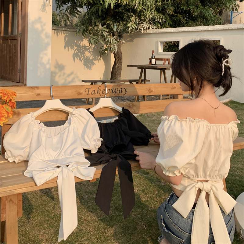 Real price ~ short sleeved shirt women's design sense, minority bow, ruffle, one shoulder, V-neck trumpet sleeve top
