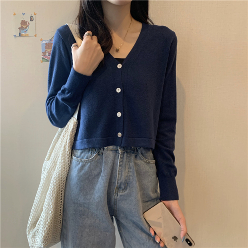 New version of Korean style V-neck thin long sleeve knitted cardigan