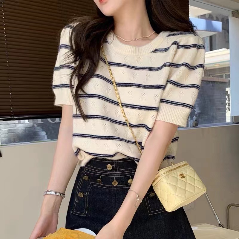 2022 new early autumn very fairy design sense, minority stripe short sleeve T-shirt, women's summer loose short top