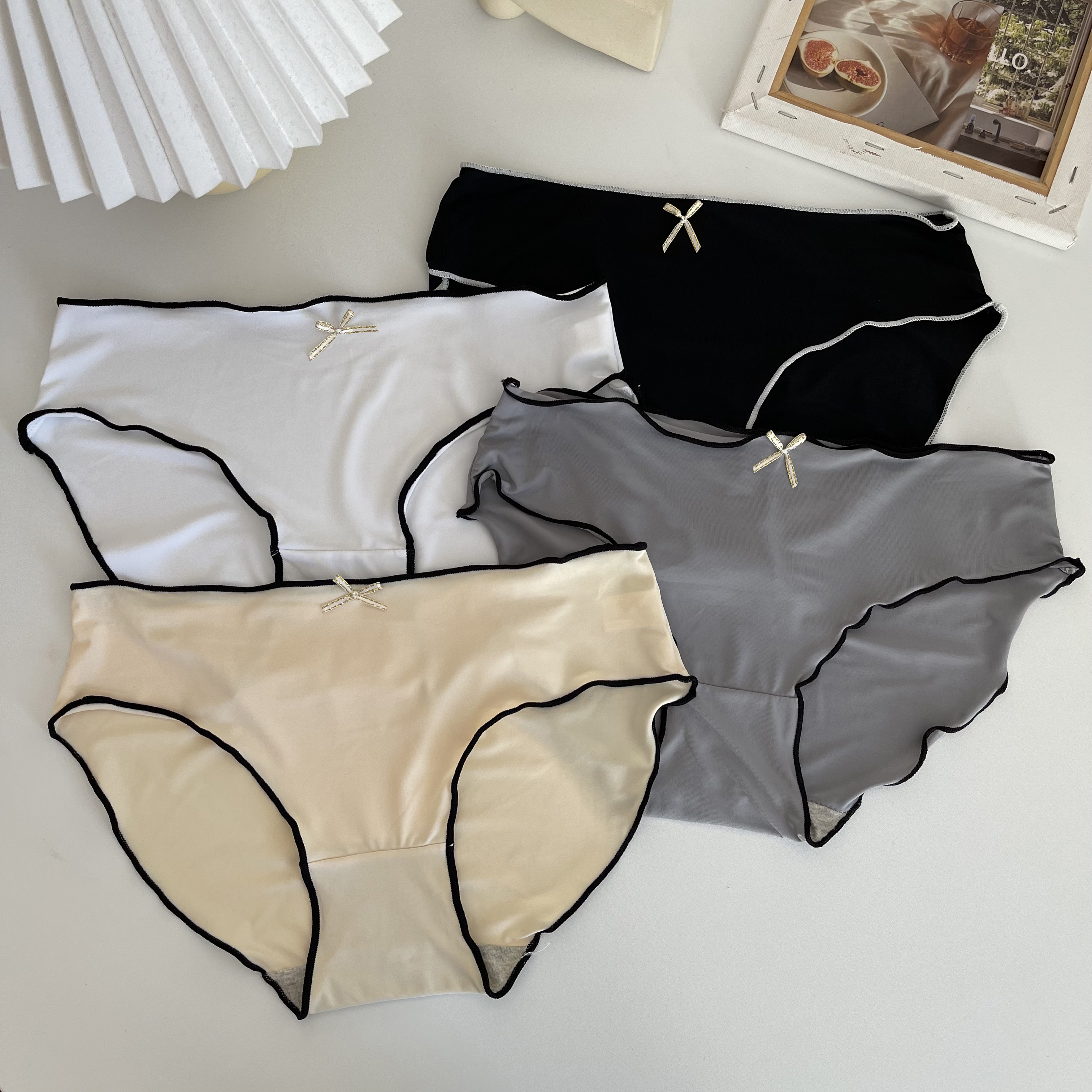 Real price solid color simple sweet girl bow middle waist ice silk underwear triangle Leggings women's 3 Pack