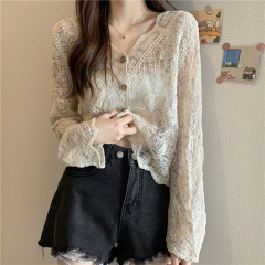Real price: 2021 spring dress new style foreign style Blouse Top hook flower hollow out long sleeve lace blouse