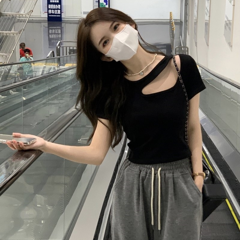 Summer pure desire style design sense hollow self-cultivation short bottoming shirt short-sleeved T-shirt female