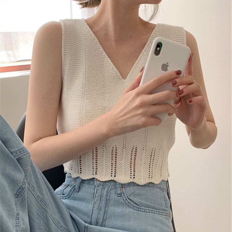 Korean summer new V-neck loose and thin Korean chic sleeveless short knitted vest thin top