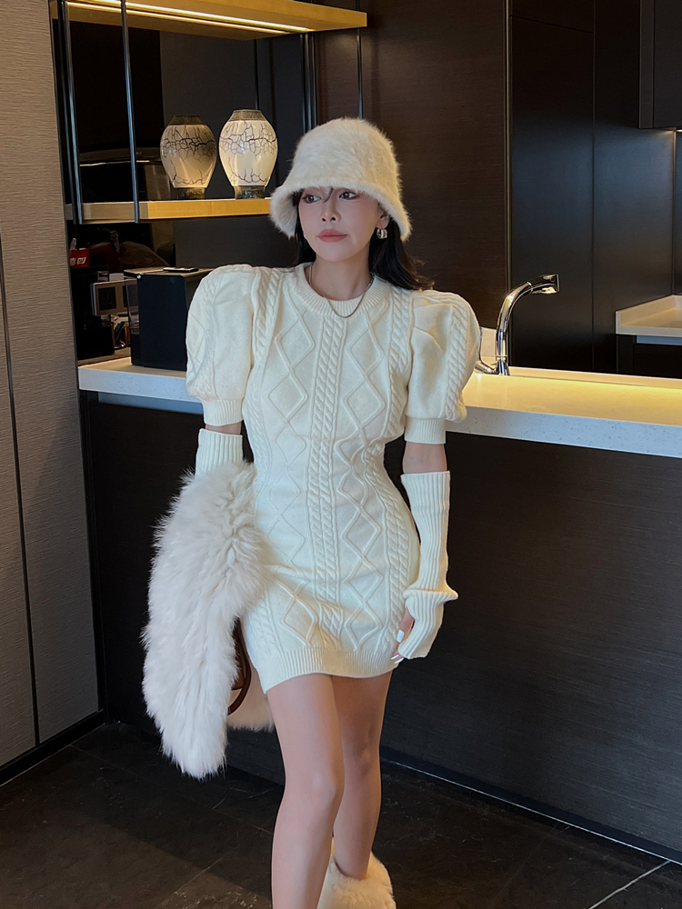 ALA autumn and winter new slim fit retro puff sleeve twist knitted dress air bag hip skirt with sleeves