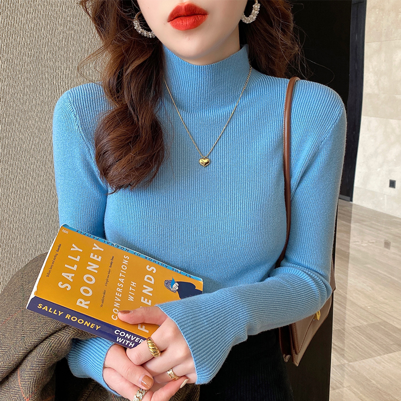 Half high neck sweater women's winter thickened white bottomed shirt with 2022 new slim fit foreign style versatile knit top