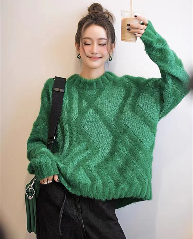 2022 autumn and winter new South Korea Dongdaemun GLYP net red sweater all-match stitching heavy industry pullover jacquard sweater