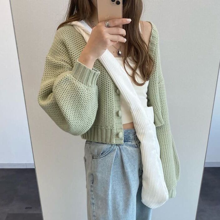 2022 early autumn Korean he candy color V-neck bag buckle short versatile sweet sweater knitted cardigan
