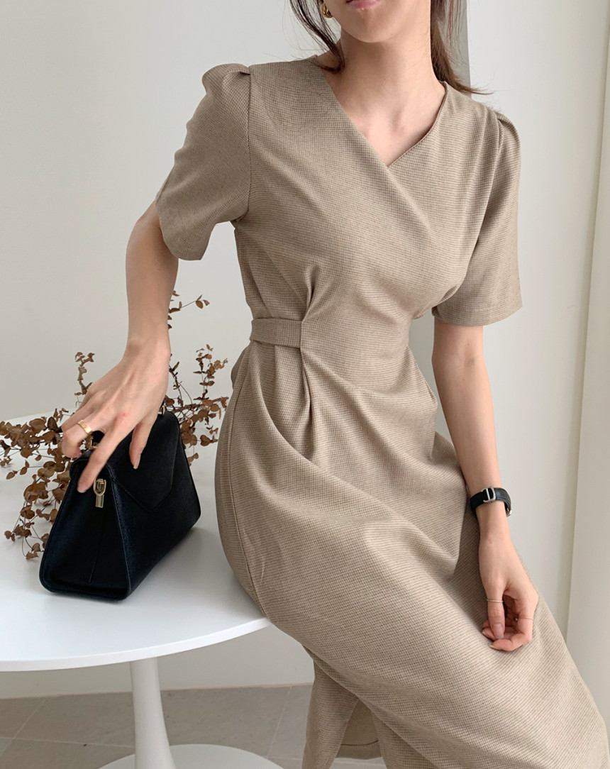 Korean chic retro small plaid V-neck tie waist slimming dress