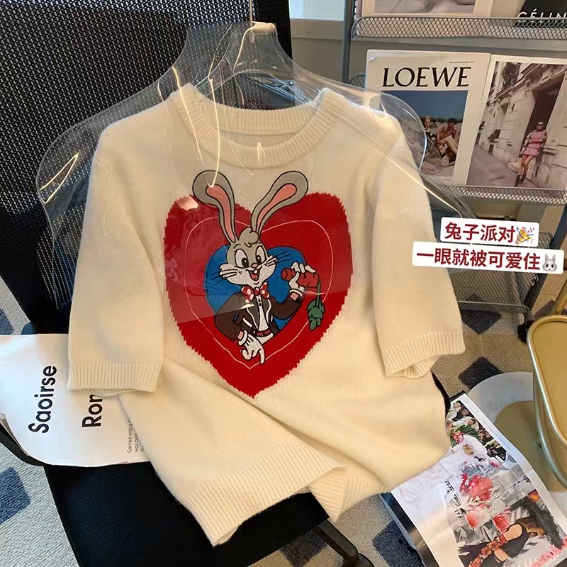 White rabbit love short-sleeved sweater women 2023 summer new loose design sense niche fashion half-sleeved sweater