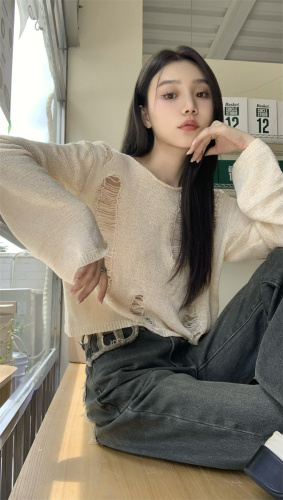 Real shot real price design sense American hot girl hollow hole knitted sweater