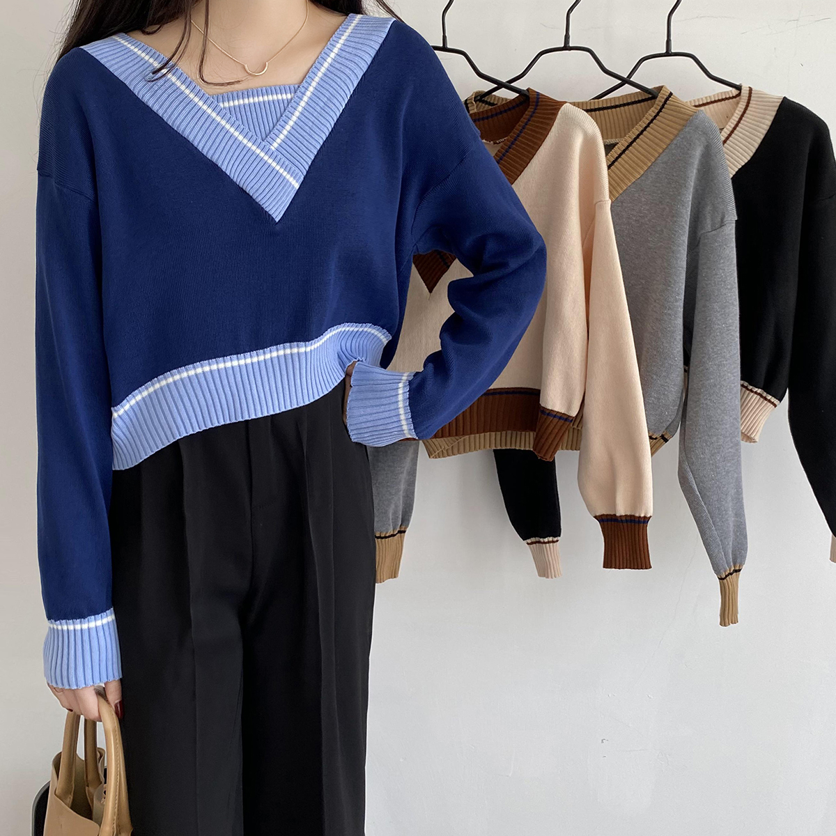 Real price retro western style loose V-neck contrast sweater sweater sweater short fake two-piece top