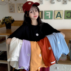 Actual photo 6535 pull frame cotton short sleeve T-shirt women's Embroidery small daisy round neck top same as Mrs. Qian