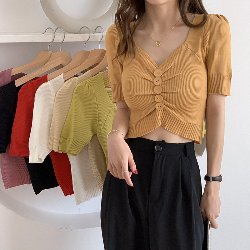 Real shooting exposed navel sweater women's 2020 summer short sleeve collarbone V-neck pleated thin bottomed top five point sleeve heart machine