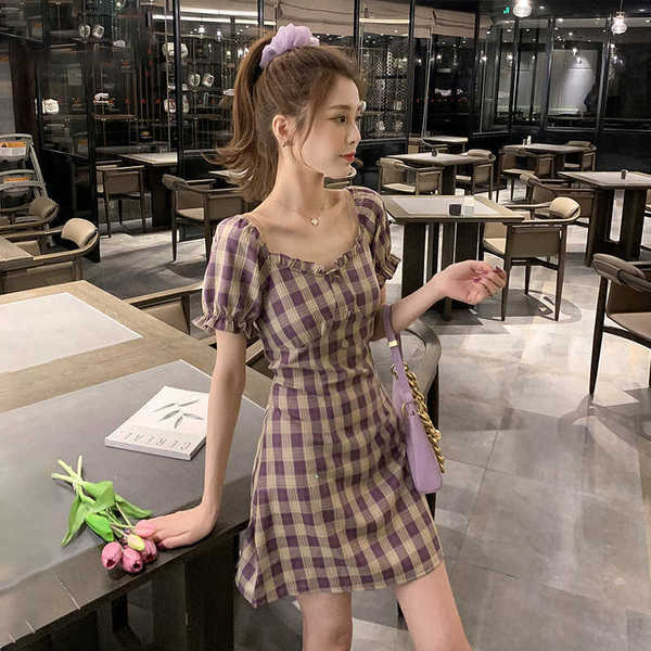 Summer new French retro dress temperament square neck medium length skirt waist Short Sleeve Plaid Dress