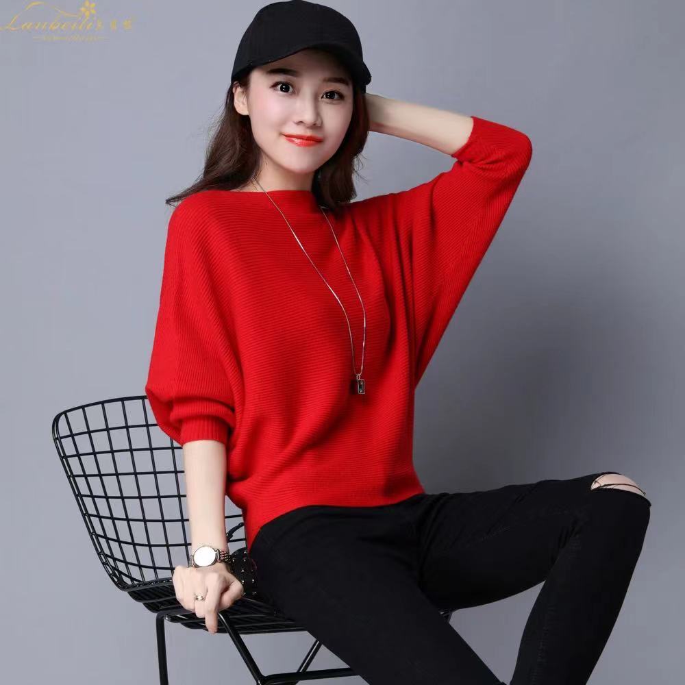Early autumn new women's bat sleeves loose temperament short foreign style solid color Pullover Sweater Knit bottomed Shirt Top