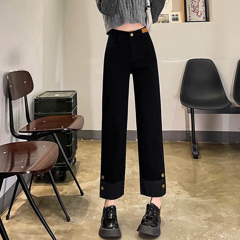 Black high-waisted straight jeans for women autumn and winter 2024 new design small velvet nine-point cigarette pipe pants