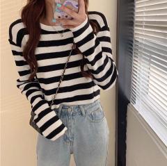 Korean Pullover stripe contrast color knitted long sleeve short navel top for women