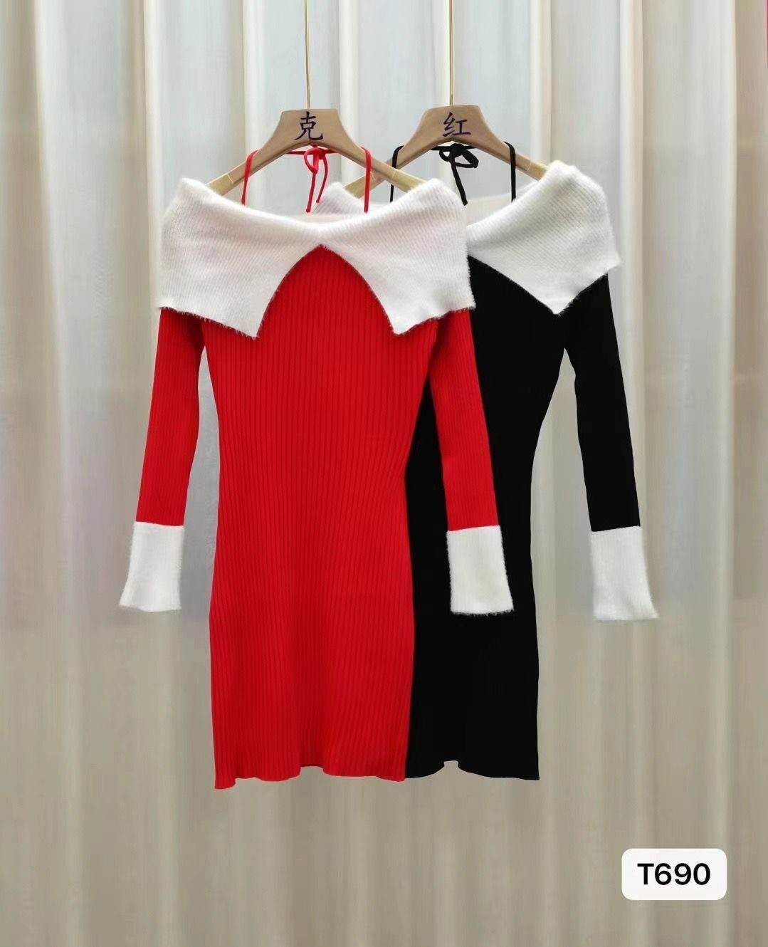 Real shot real price Red Christmas atmosphere pure desire one-shoulder halter neck sweater bag hip skirt hot girl dress