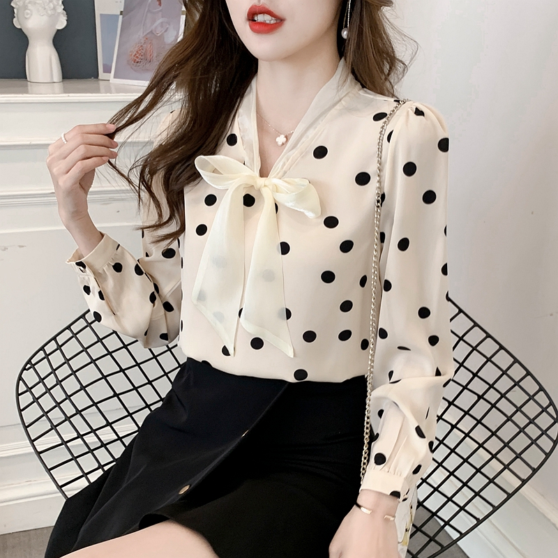 Wave point shirt women's autumn 2021 new fashion thin bow ribbon long sleeved Chiffon