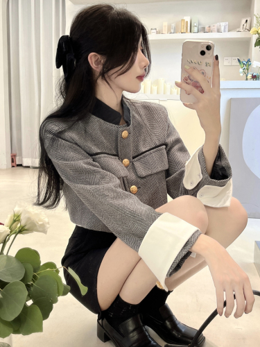 Real shot Autumn and winter new style outer design sense stand collar French tweed small fragrance short coat women