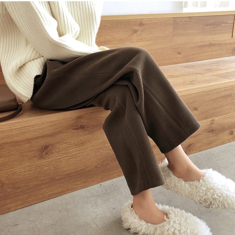 Large women's dress fat sister mm autumn winter Korean corduroy loose thin grandma wide leg pants