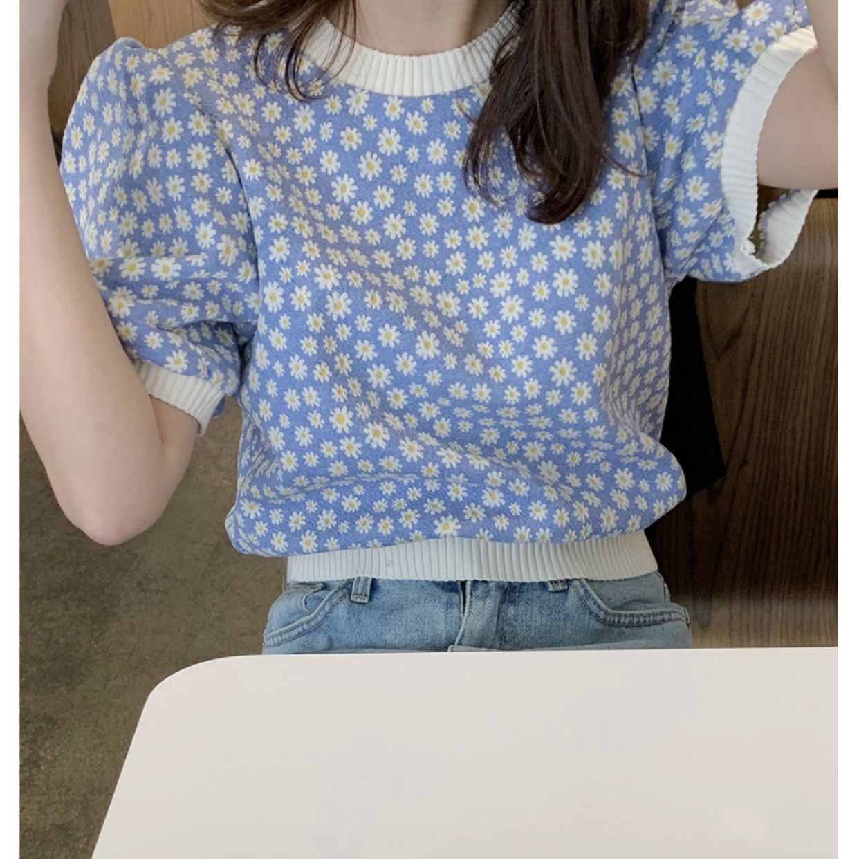 Real price Korean chic summer aging foreign style round neck bubble sleeve small fresh Daisy Knitted Top Women