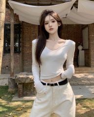 Real shot of Hong Kong style hot girl style slim and versatile V-neck solid color shoulder pad T-shirt short crop top