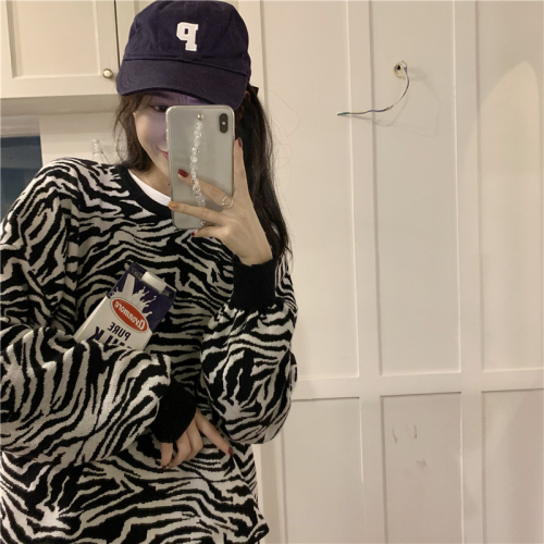 Real shot real price ~ autumn Zebra Stripe languid Pullover T-shirt loose long sleeve sweater