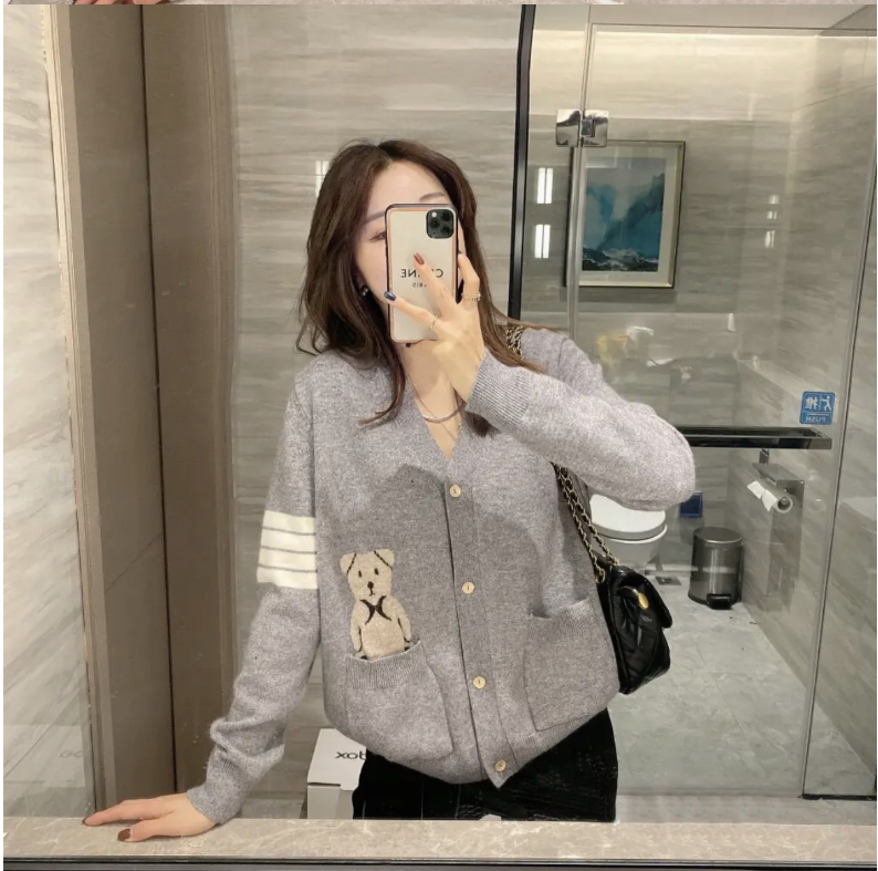 Spring knitted cardigan, short coat, women's sweater, thin style, new fashion in 2021
