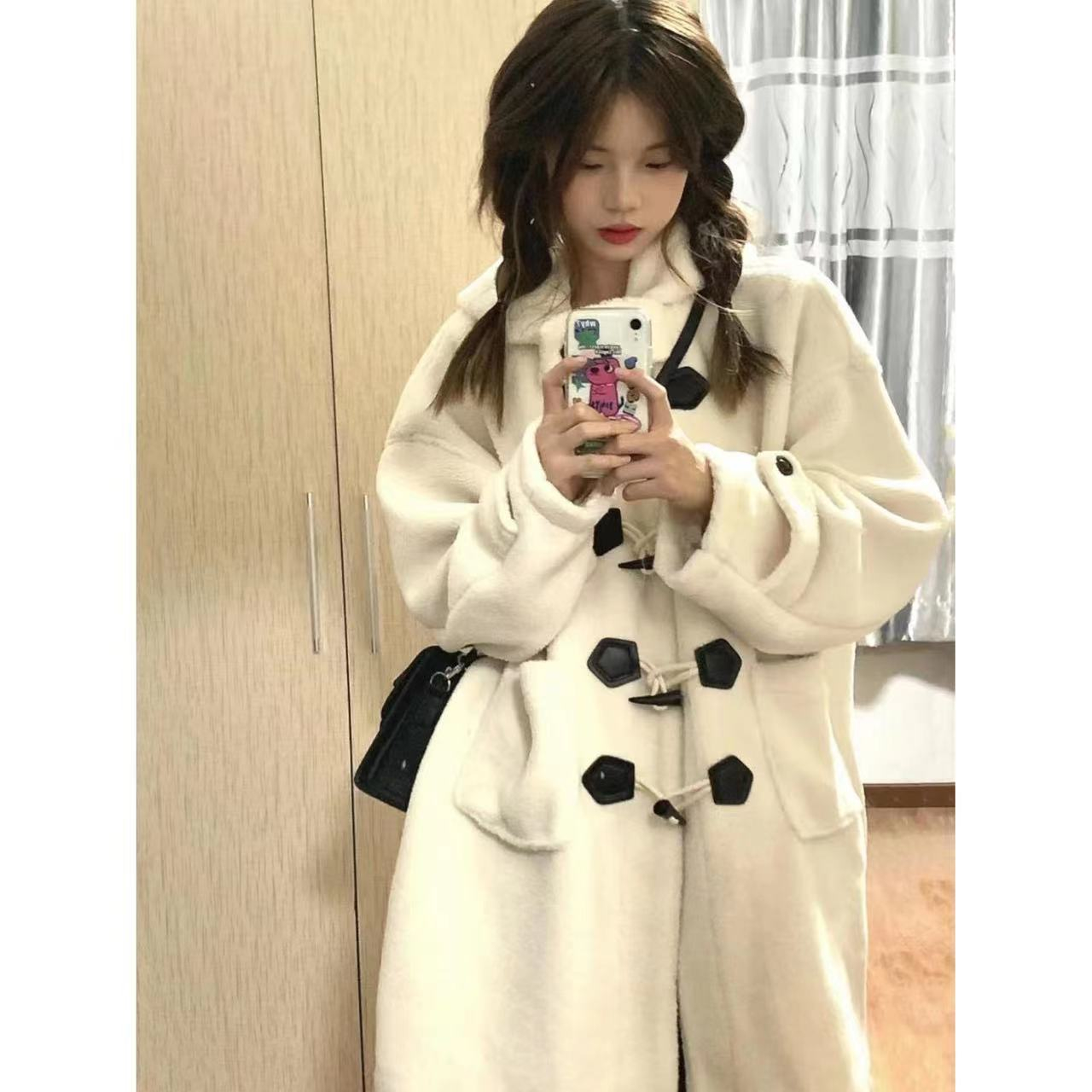 Retro lamb wool horn button coat women's winter mid-length loose gentle wind plus velvet thick coat