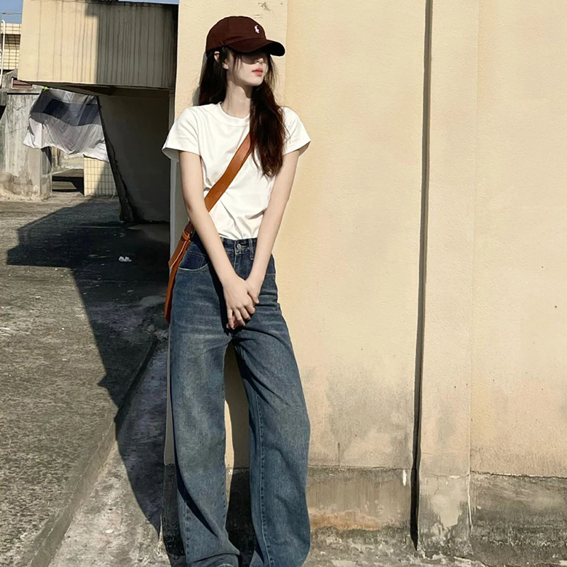 Niche design solid color top 2023 new summer short hot girl pure cotton shoulder white short-sleeved t-shirt female
