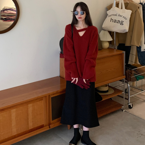 Year of the Rabbit zodiac year suit Christmas wear with a design sense fried street red sweater skirt suit female autumn and winter two-piece set