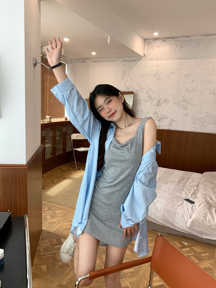 Real price real shooting early autumn fried Street sweet salt suit girls feel thin dress lazy wind loose medium length shirt