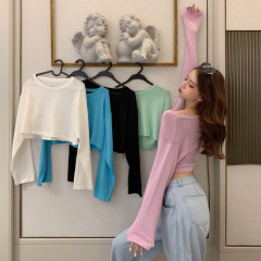 Spring and summer women's new year's short sunscreen shirt exposed navel top Korean loose and thin long sleeve Knitted Blouse