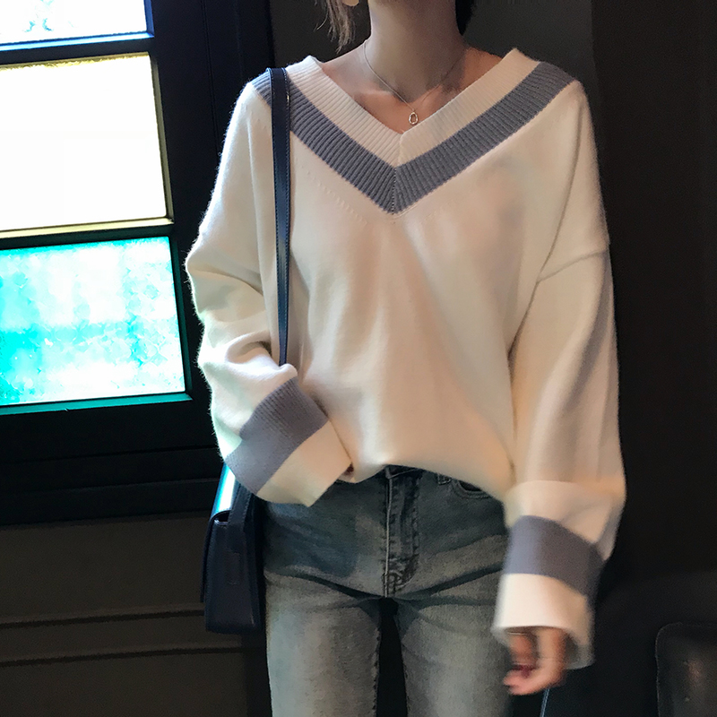 Autumn 2021 new White V-Neck Sweater women's top loose and lazy wind inside with knitted bottomed shirt outside