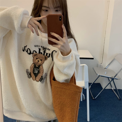 Plus velvet thick sweater women's 2022 winter new Korean version loose imitation lamb plush age-reducing bear long-sleeved top