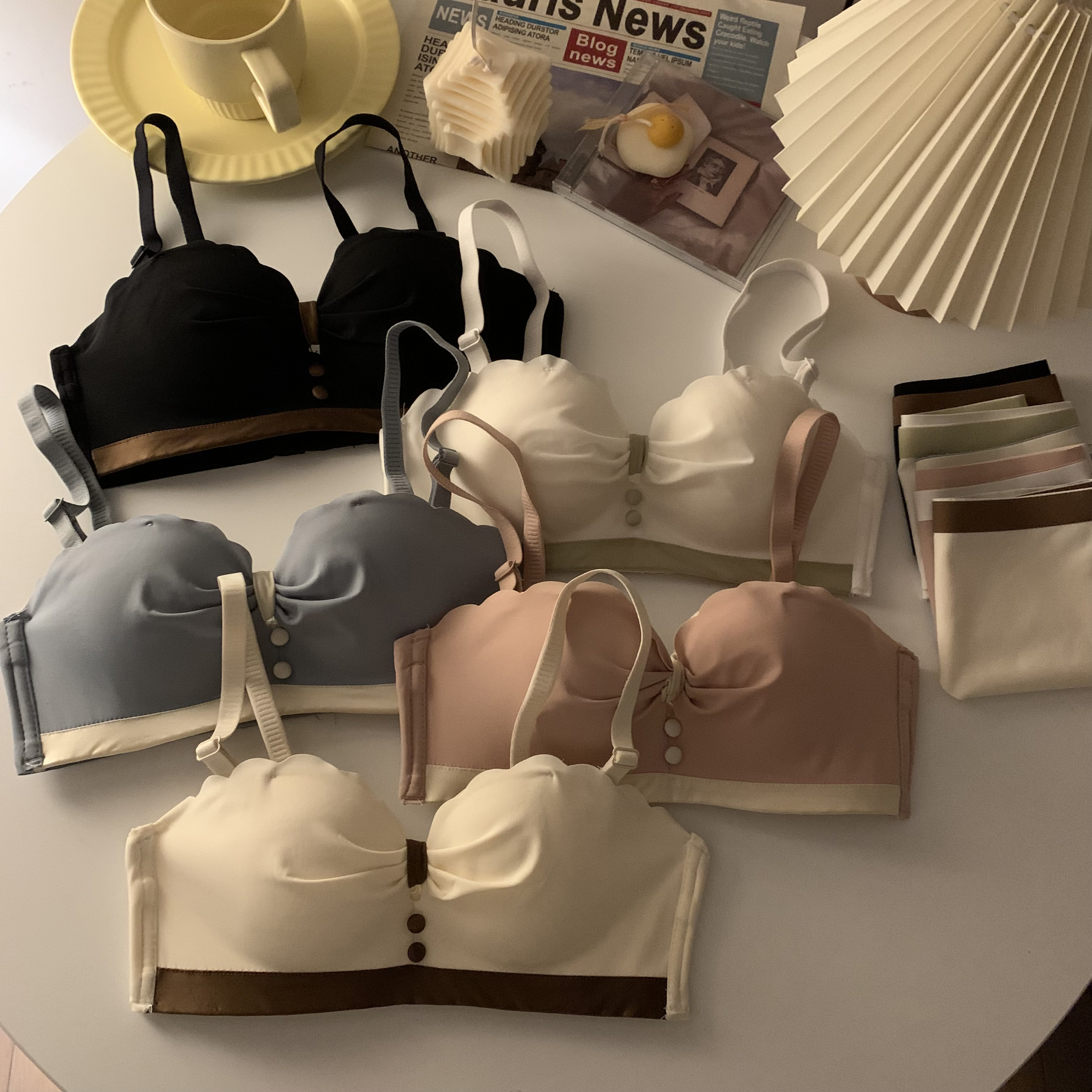 Real price underwear, women's small chest, large bra, no steel ring, gathering comfortable girl student bra set