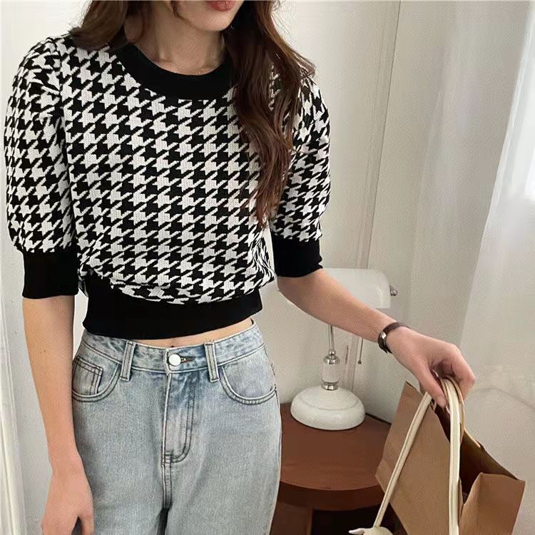 2022 spring and summer new three-dimensional thousand bird check female round neck short sleeve sweater