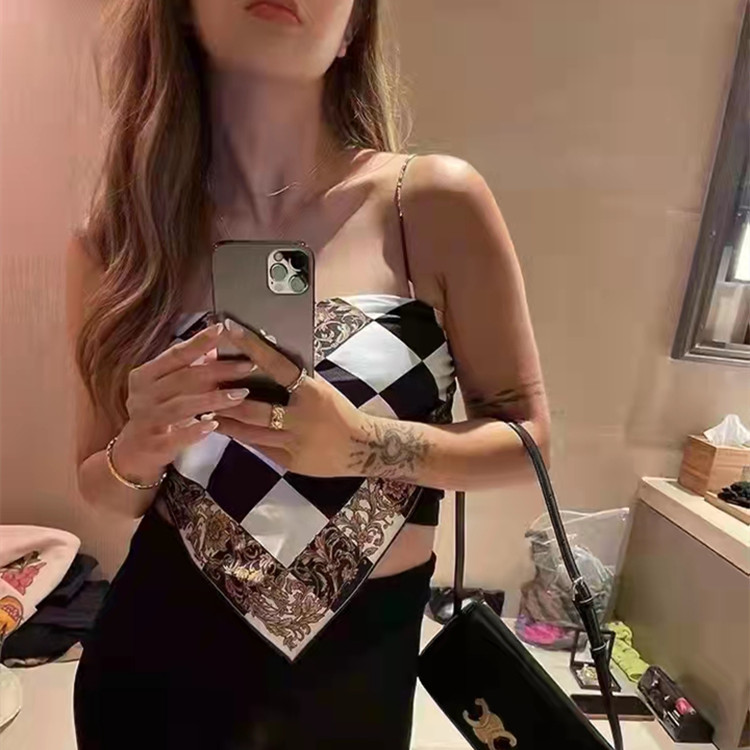 European and American sexy Plaid versatile Plaid retro Baroque elastic one line collar breathable square towel dew suspender female