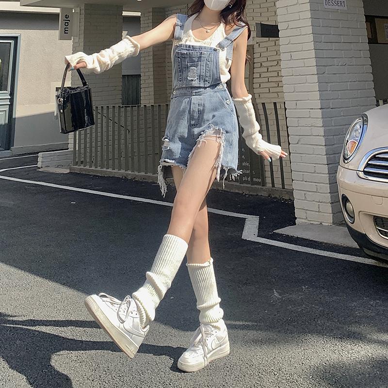 Real auction real price new summer tattered pocket fringe denim suspenders Korean loose jeans women's 5 points