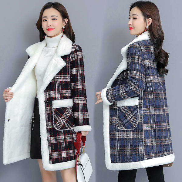 2021 autumn and winter Plush thickened medium and long cotton coat women's imitation lamb cashmere Korean popular printing coat trend